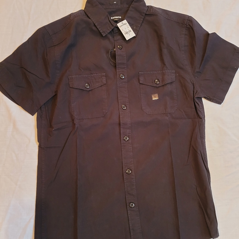 Black short sleeve buttoned down shirt